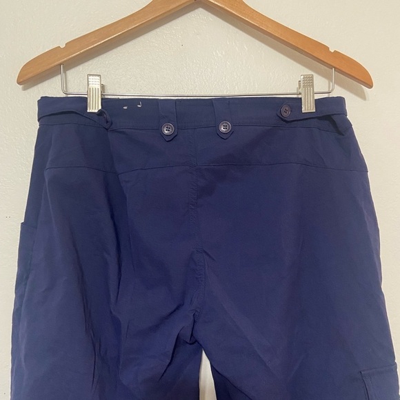 Magellan women's 10 outdoor convertible roll up capri hiking multipurpose EUC - Picture 4 of 8